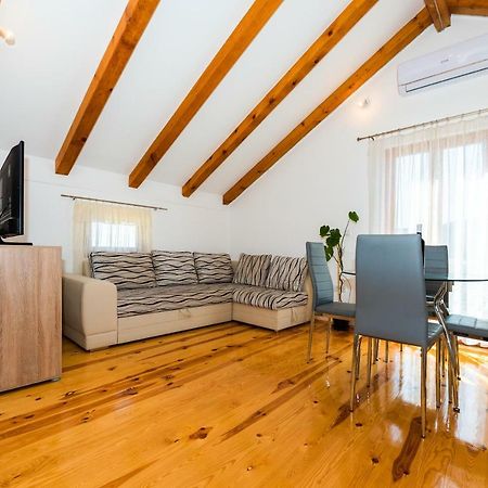Apartment Bogdanovic Tisno Kültér fotó