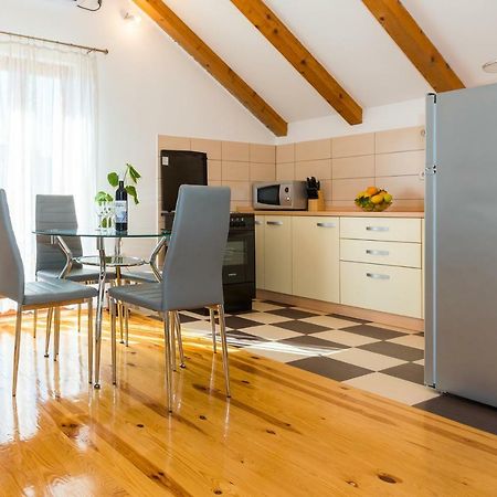 Apartment Bogdanovic Tisno Kültér fotó