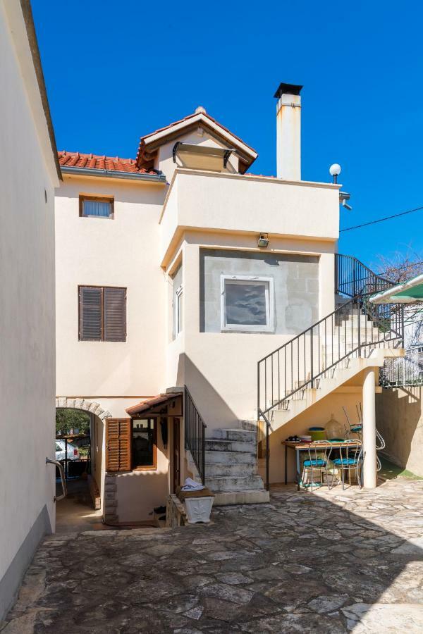 Apartment Bogdanovic Tisno Kültér fotó