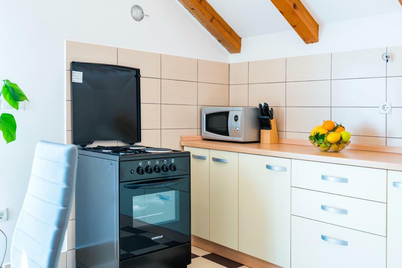 Apartment Bogdanovic Tisno Kültér fotó